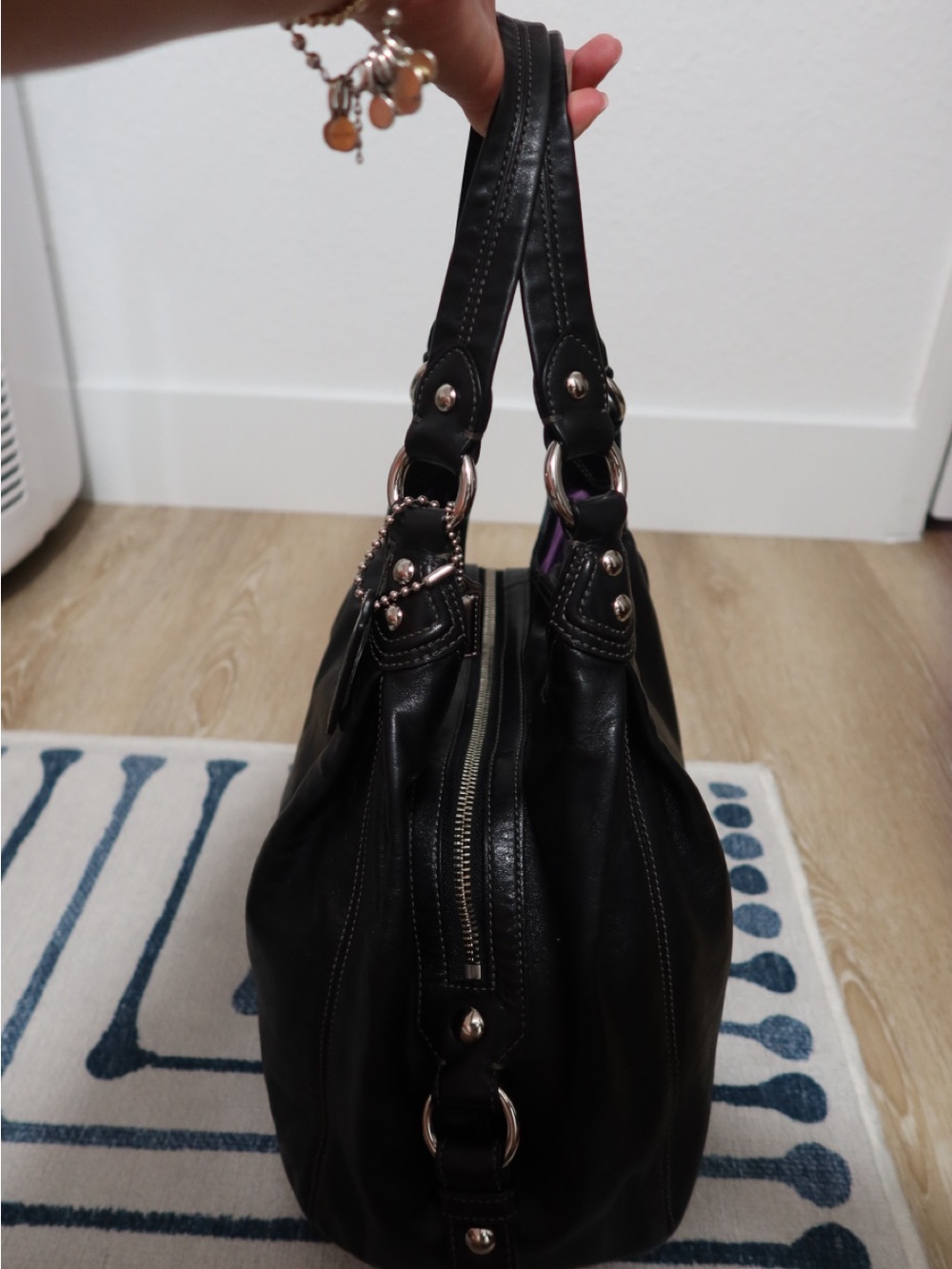 LIKE NEW!Vintage Coach Y2K Madison Maggie Shoulder Bag Metallic Black Leather XL - Picture 7 of 16